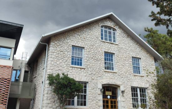 Εκπαιδευτήριο Pinewood