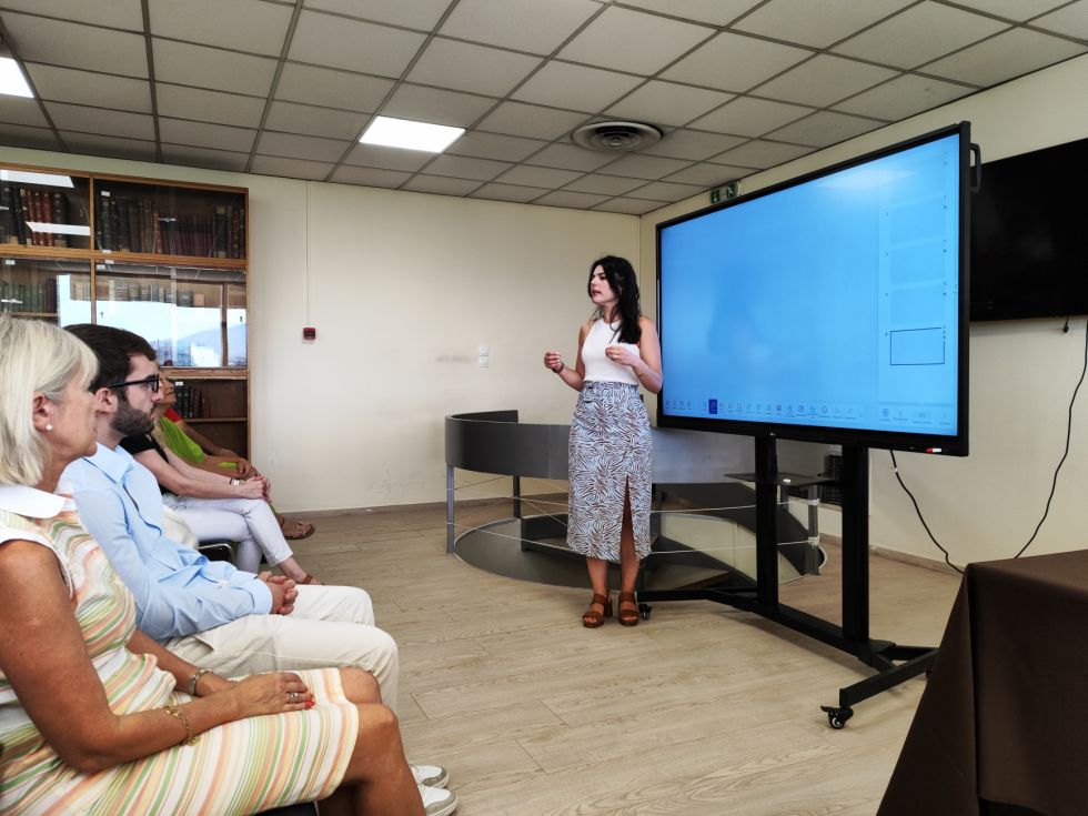 Παρουσίαση LG Createboard στον όμιλο ΕΥΡΩΓΝΩΣΗ